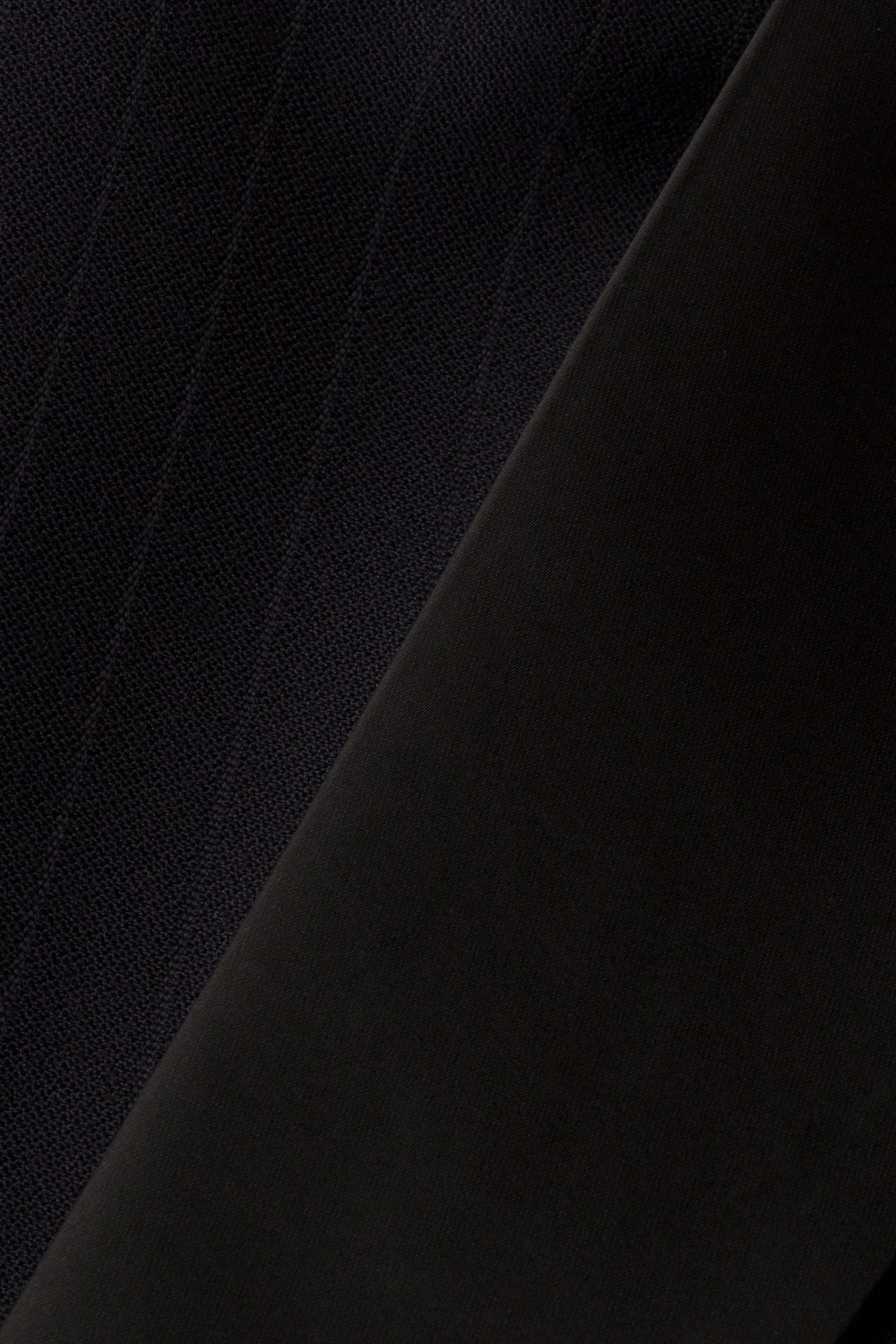 Asymmetrical suit jacket