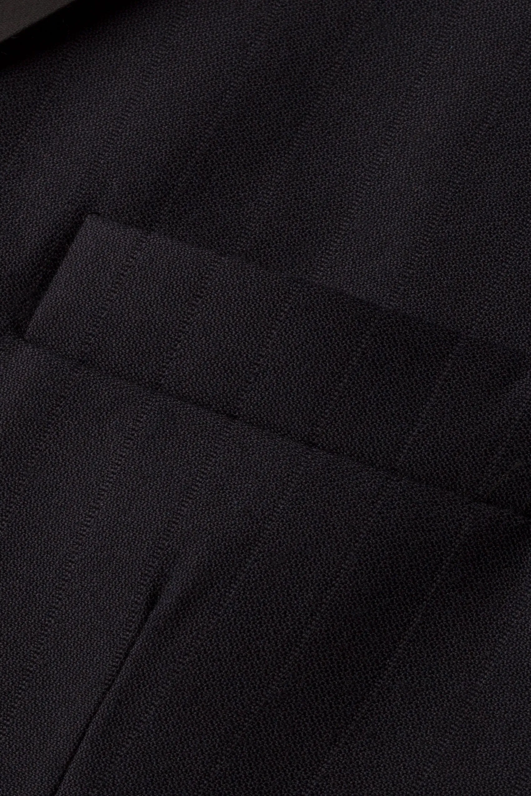 Asymmetrical suit jacket