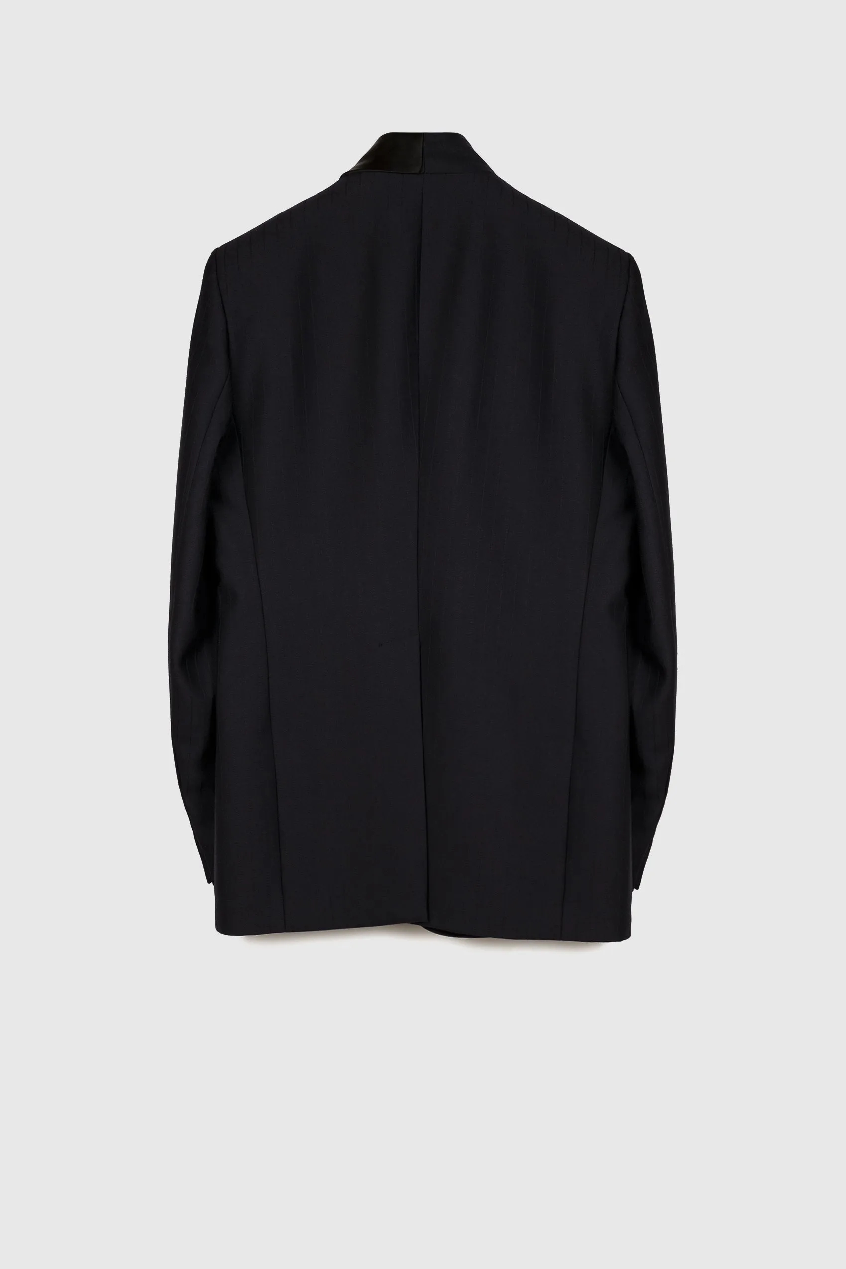 Asymmetrical suit jacket
